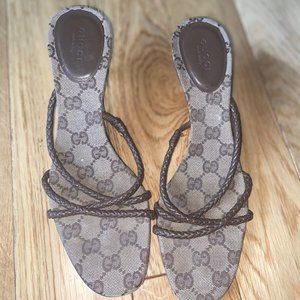 Gucci Monogram Logo Twine Sandals